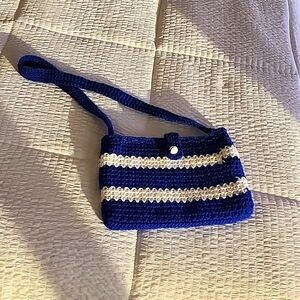 Crochet crossbody bag